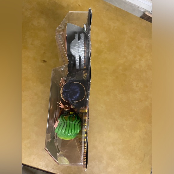 Monster High Cleo de Nile and Deuce Gorgon Boo York 2014 12” dolls NWT NRFB - Picture 9 of 10